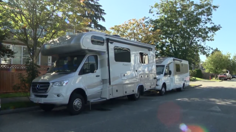 RVs parked outside pricey West Side home draw complaints in Vancouver