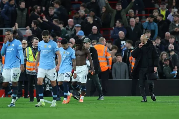 Liverpool FC vs Man City highlights and reaction as Mo Salah penalty confirms another defeat