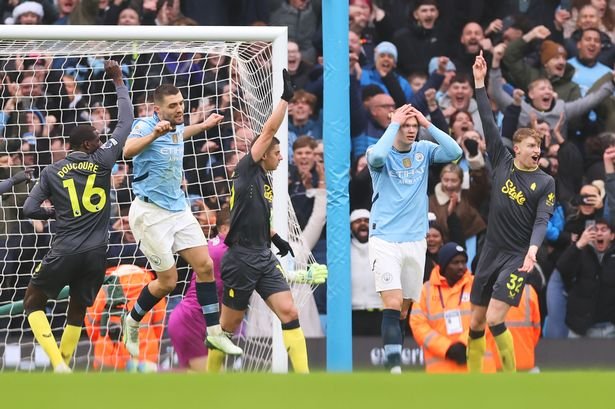 Man City player ratings vs Everton with one 7/10 but Erling Haaland suffers nightmare