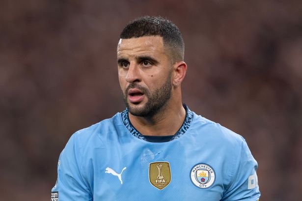 Man City transfer stance could scupper Kyle Walker January exit