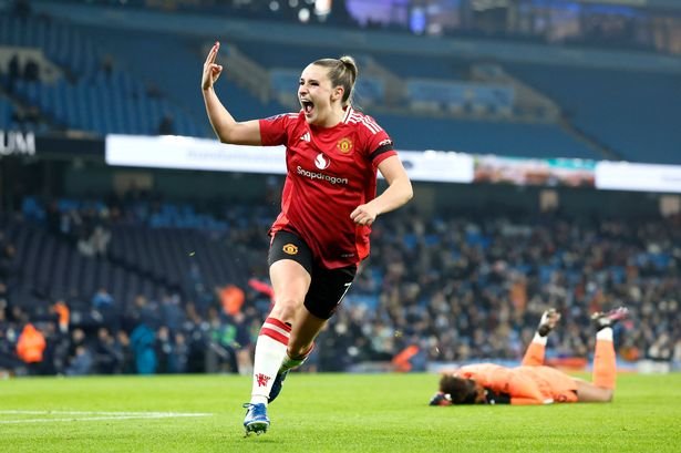 Ella Toone treble helps Manchester United stun Man City in WSL derby