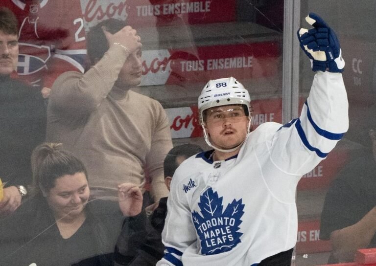 Leafs bounce back from three down, stun Canadiens