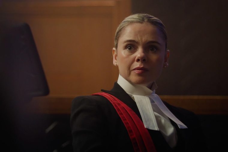 Cast: Dione Sinclair (Claire Skinner) / David Sinclair (Ben Miles) / Sarah Willis (Saoirse-Monica Jackson) / Lieutenant Simons (Jaz Hutchins) / Teah Sinclair (India Fowler)
