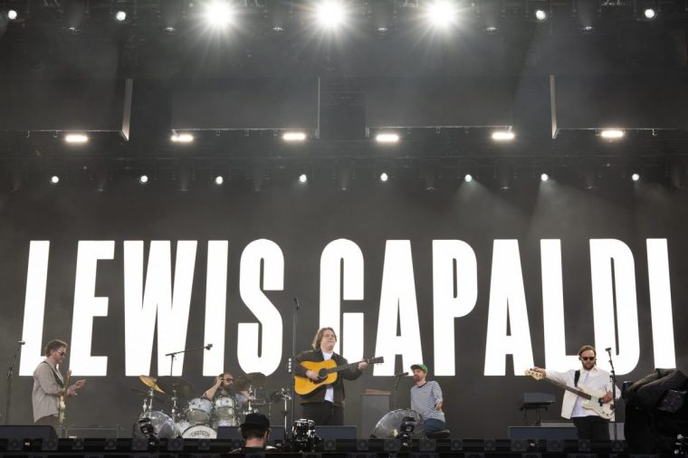 GLASTONBURY, ENGLAND - JUNE 27: Lewis Capaldi performs on The Pyramid Stage during day three of Glastonbury festival 2025 at Worthy Farm, Pilton on June 27, 2025 in Glastonbury, England. Established by Michael Eavis in 1970, Glastonbury has grown into the UK's largest music festival, drawing over 200,000 fans to enjoy performances across more than 100 stages. In 2026, the festival will take a fallow year, a planned pause to allow the Worthy Farm site time to rest and recover. (Photo by Harry Durrant/Getty Images)