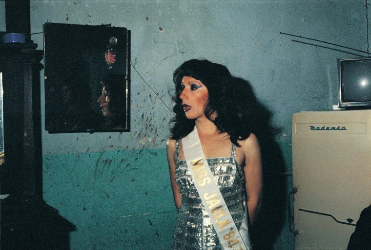 2. Paz Err?zuriz, Talca from the series Manzana de Ad?n color [Adam's Apple colour], 1985, Digital ink print on paper. ? Paz Err?zuriz. Colecciones Fundaci?n MAPFRE Image from: Paz Err?zuriz: Dare to Look MK Gallery, 19 July ? 5 October 2025 Image supplied via Aneira Pontinapontin@mkgallery.org