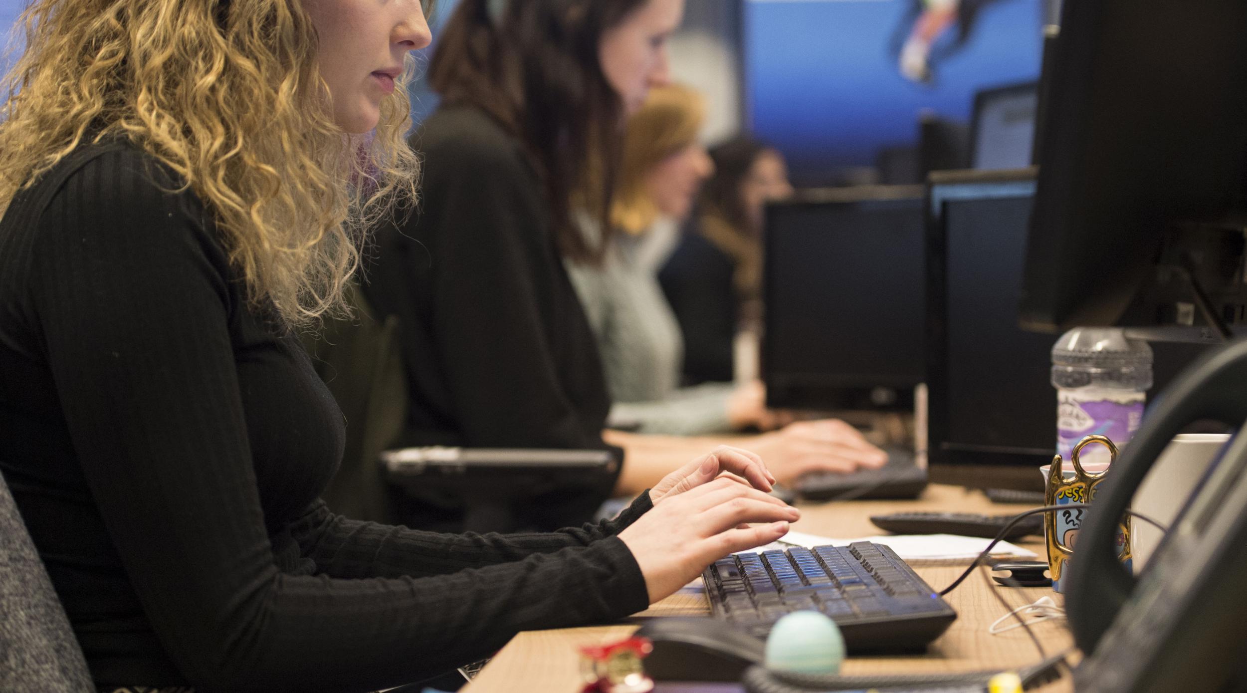 All 17 companies have decided to continue working a shorter working week at the end of the trial
