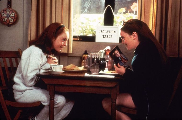 THE PARENT TRAP. 1998. RELEASE DATE: 11TH DEC 98. STARRING: NATASHA RICHARDSON, DENNIS QUAID, LIDSAY LOHAN, ELAINE HENDRIX, LISA ANN WALTER, SIMON KUNZ. FOR FURTHER INFO CONTACT THE BUENA VISTA PRESS OFFICE: 0181 222 1221...THE PARENT TRAP 15868-94 RGB . NATASHA RICHARDSON DIED 18/3/2009