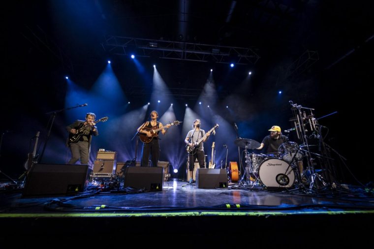 Big Thief on stage at the Alcatraz in Milan in 2023 (Photo: Elena Di Vincenzo/ Archivio Elena Di Vincenzo/ Mondadori Portfolio /Getty)