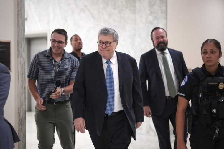 Former U.S, Attorney General Bill Barr arrives for a deposition under subpoena from the House Oversight Committee investigating Jeffrey Epstein, at the Capitol in Washington, Monday, August 18, 2025. (AP Photo/J. Scott Applewhite)