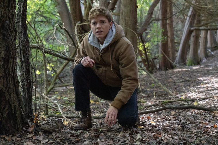 WAYWARD. Mae Martin as Alex Dempsey in episode 107 of Wayward. Cr. MICHAEL GIBSON/Netflix?? 2025