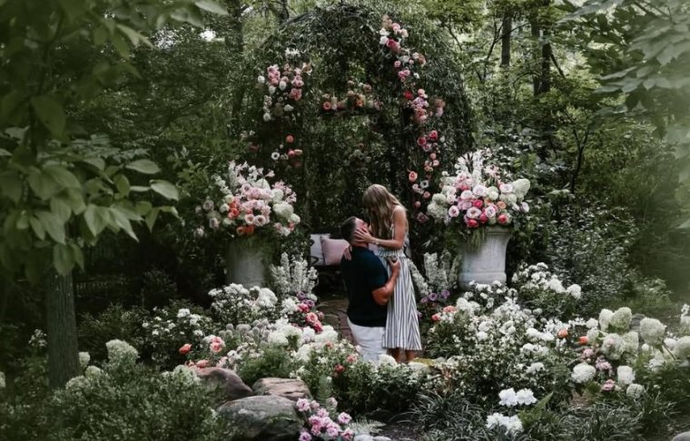 Taylor Swift and Travis Kelce announce engagement on Instagram Image from Instagram https://www.instagram.com/taylorswift/