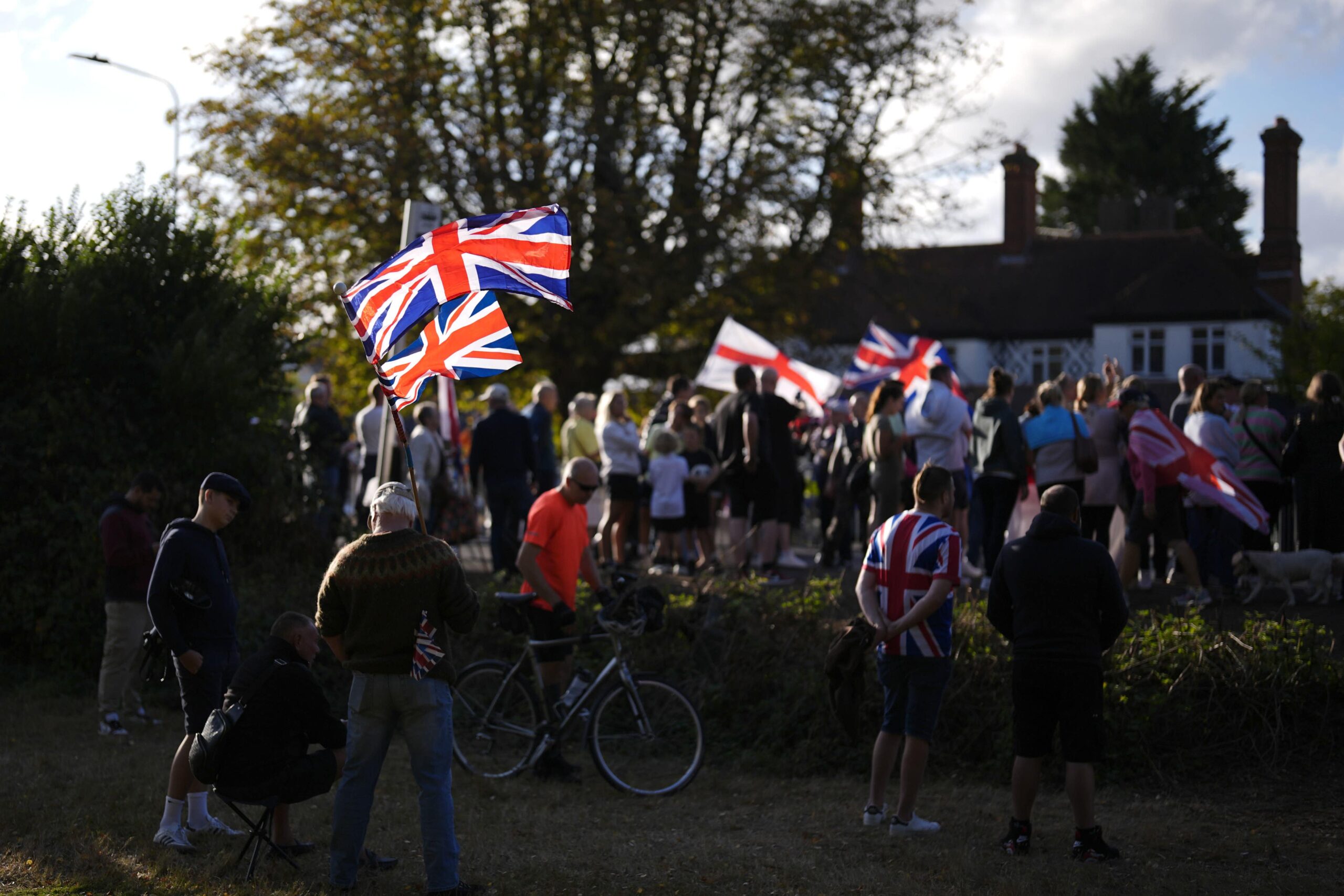 The Court of Appeal refused a councilâs application for permission to appeal a ruling allowing asylum seekers to continue to be housed at the Bell Hotel in Epping