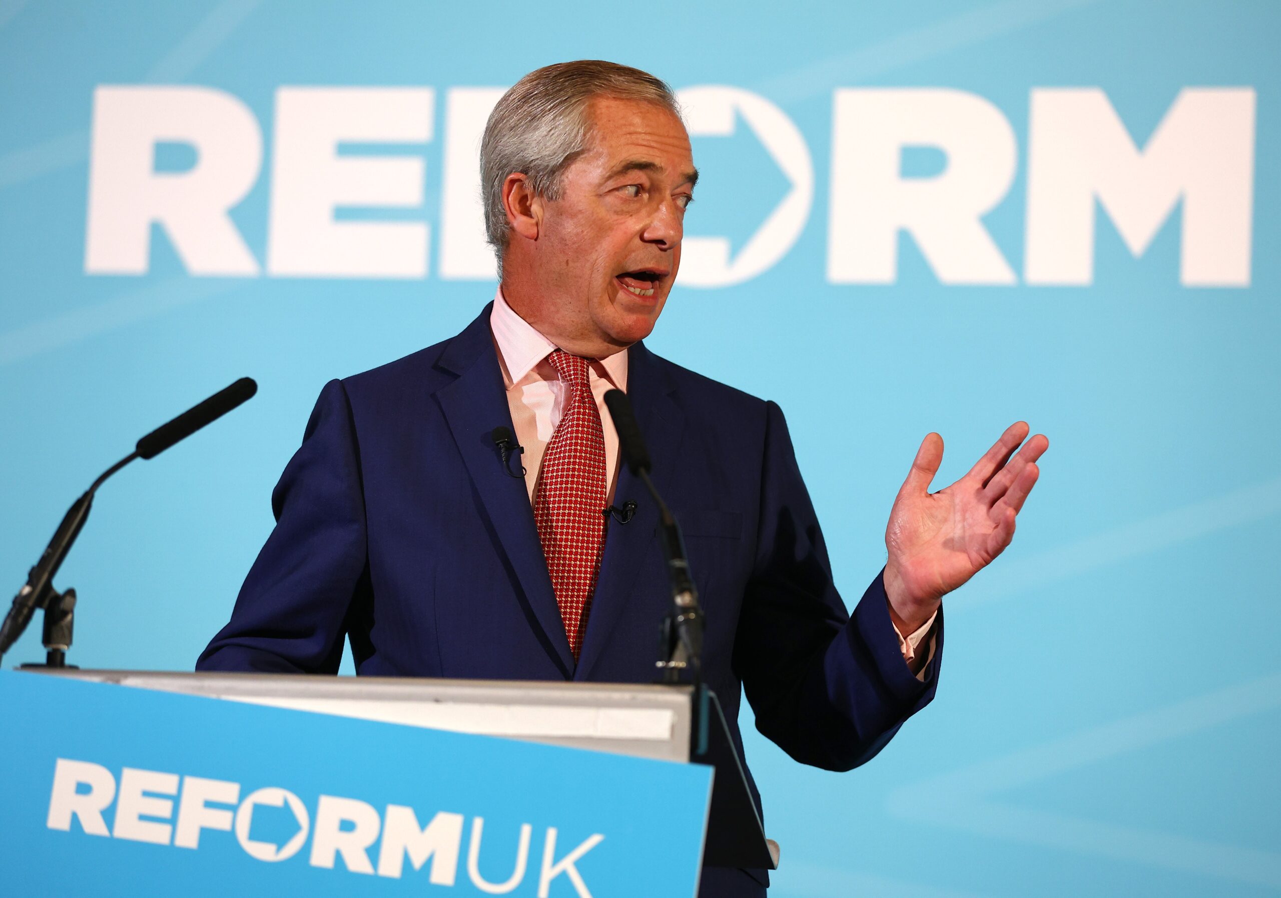 Ed Davet mentioned Nigel Farage 30 times in his speech and did not refer to the prime minister