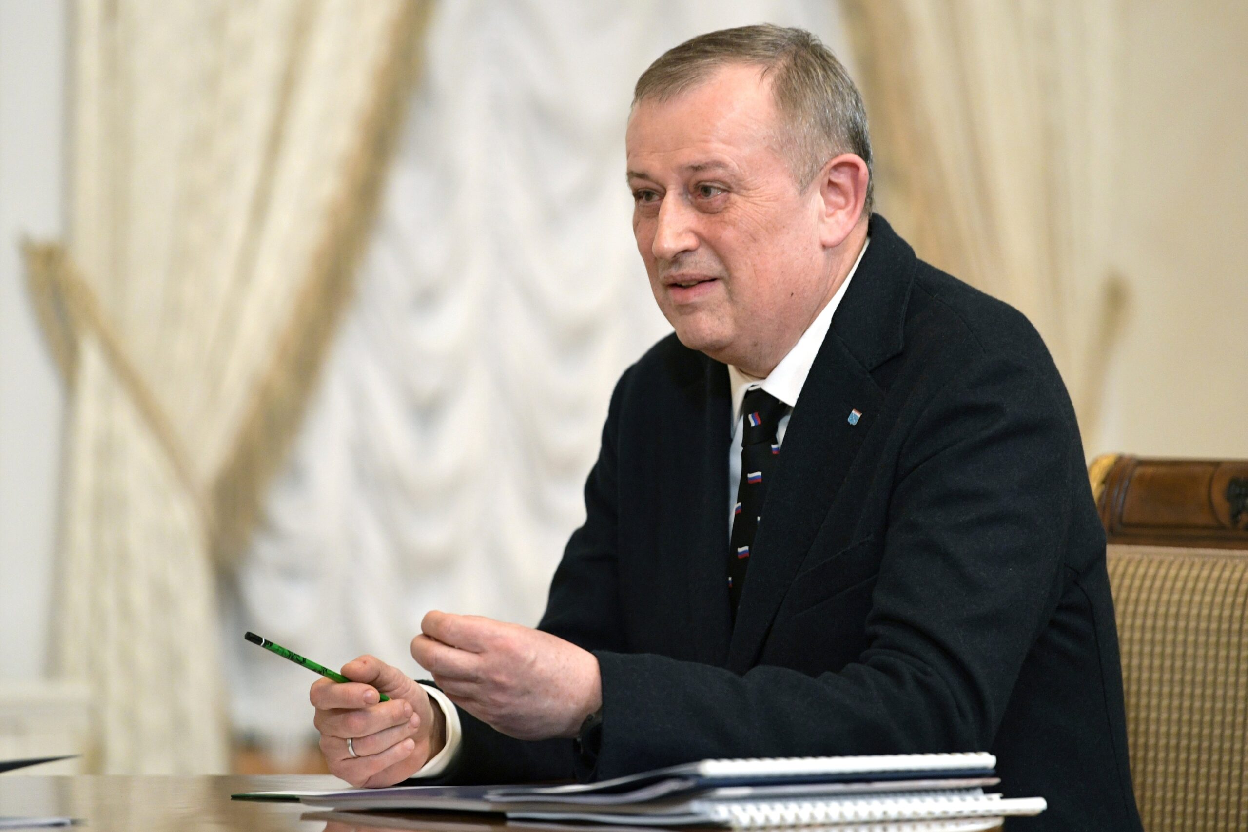Governor of Leningrad Oblast Aleksandr Drozdenko says rail-replacement buses have been deployed to support affected passengers