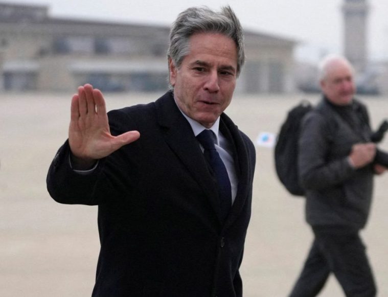 U.S. Secretary of State Antony Blinken waves before he boards a plane at the Osan Air Base, in Pyeongtaek, South Korea, Monday, Jan. 6, 2025. Lee Jin-man/Pool via REUTERS