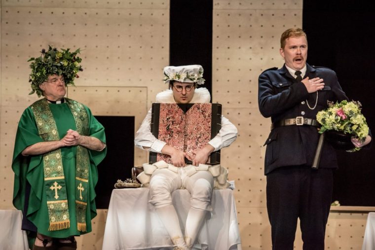 Eddie Wade, Caspar Singh, Andri Bj?rn R?bertsson, ENO?s Albert Herring 2025 ? Genevieve Girling Provided by Mediaenquiries@eno.org
