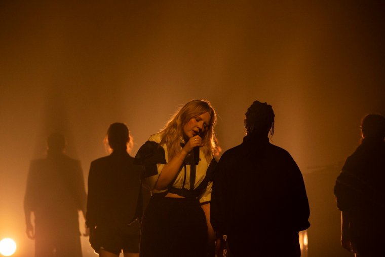 Self Esteem's live shows attract a feverishly passionate audience (Photo: Aaron Parsons)