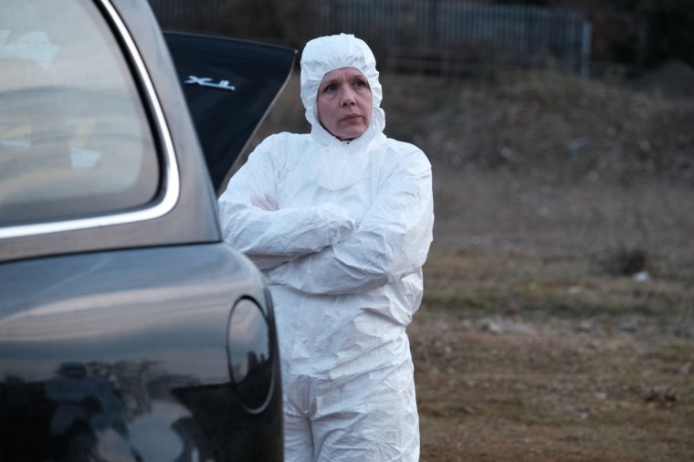 HTM PRODUCTIONS FOR ITV TRIGGER POINT SERIES 3 EPISODE 1 Pictured;KERRY GODLIMAN as Sonya. This image is under copyright and can only be reproduced for editorial purposes in your print or online publication. This image cannot be syndicated to any other third party. For further information please contact: Patrick.smith@itv.com 07909906963