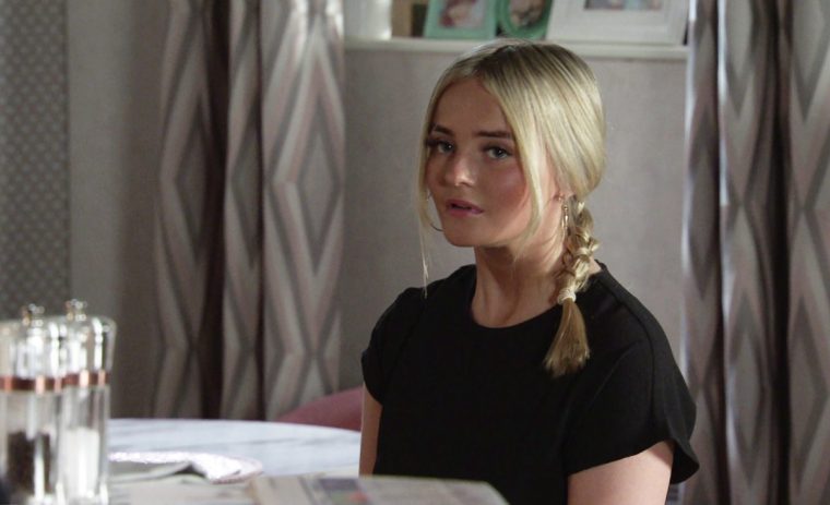 Gibson started as Kelly Neelan in 'Coronation Street' when she was 14, and remained on the show until she was 18 (Photo: ITV)