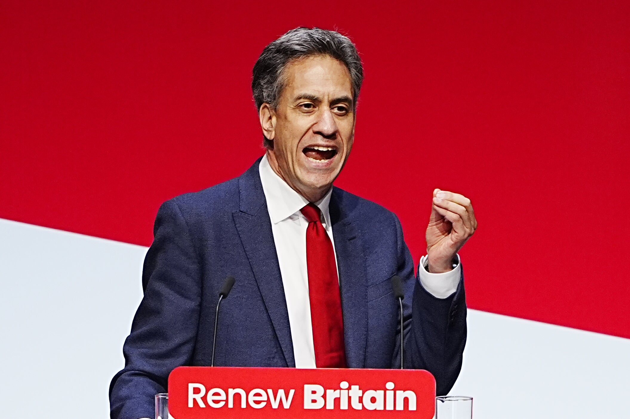 Ed Miliband has vowed to permanently ban fracking