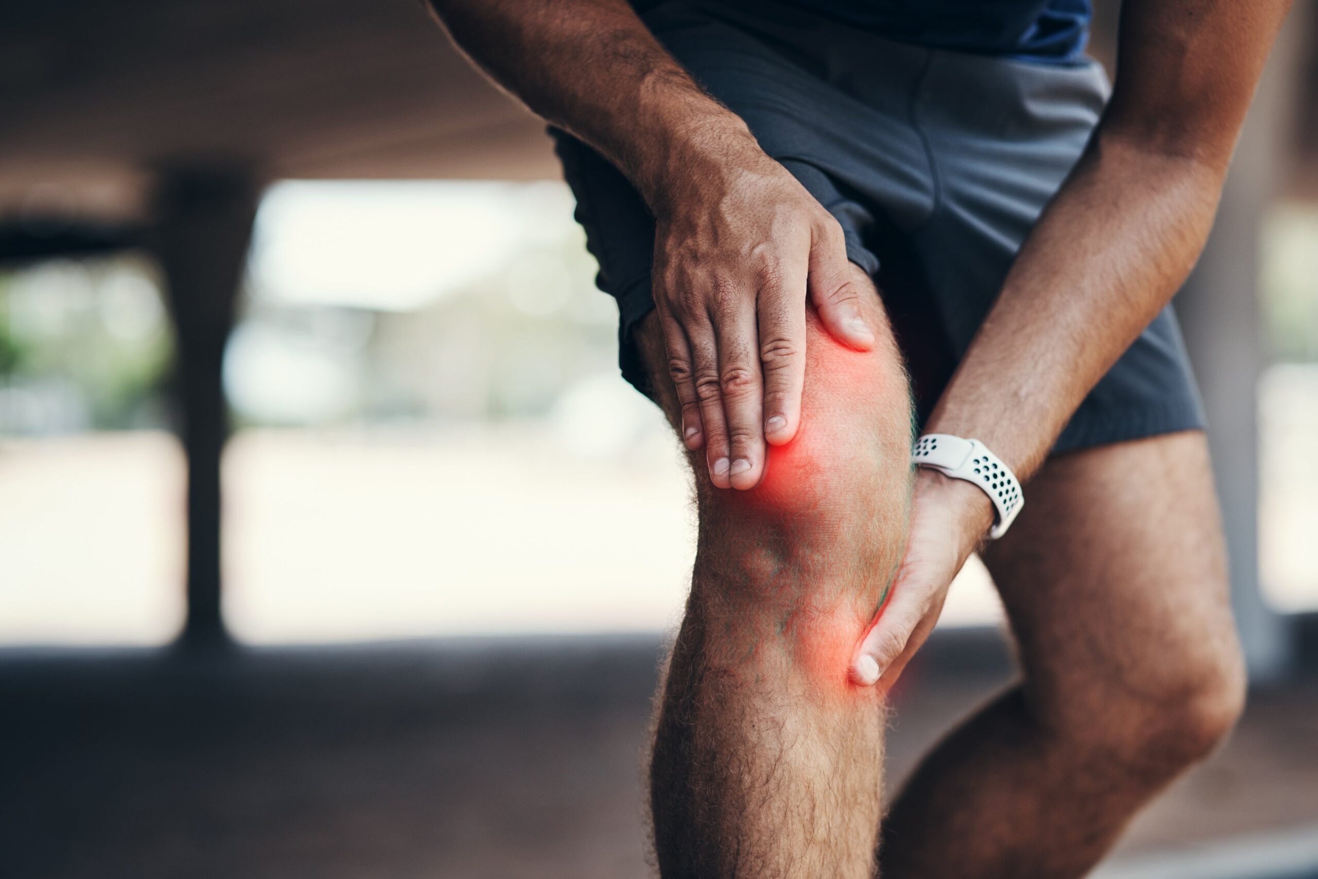 Walking, cycling and swimming are the best exercises to improve knee pain, study finds
