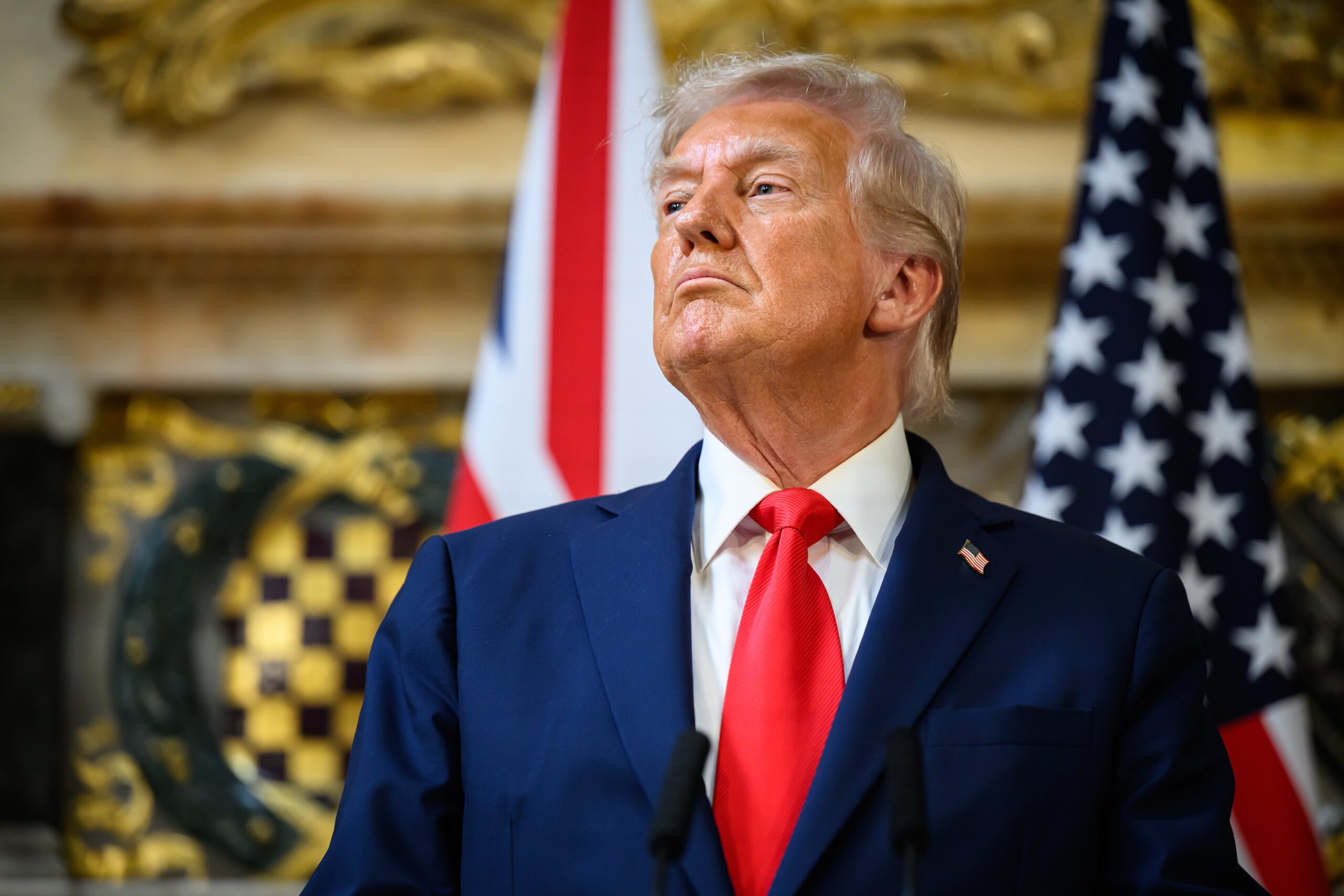 A recent Reuters/Ipsos poll reports that President Donald Trump’s approval rating has fallen to 38 percent, a historic low for his second term
