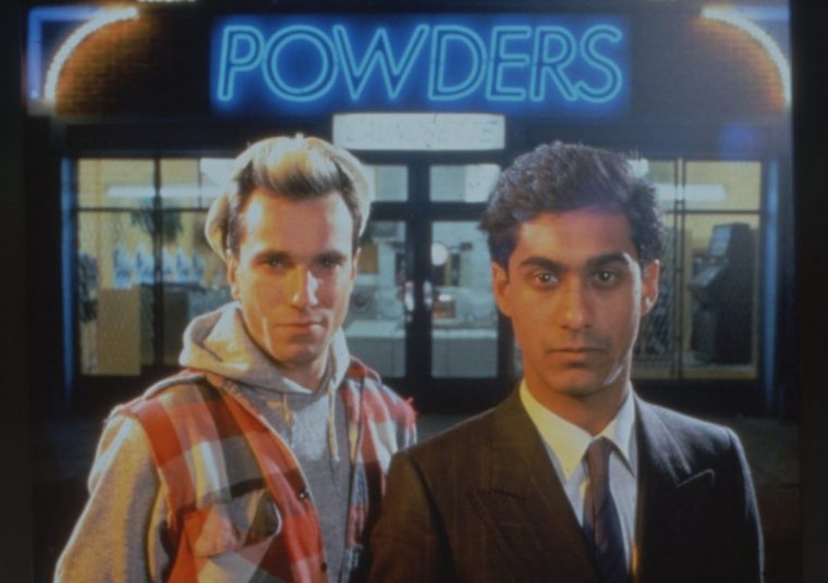 FILM: MY BEAUTIFUL LAUNDRETTE (1985). DANIEL DAY LEWIS (JOHNNY) (L) & GORDON WARNECKE (OMAR) (R).