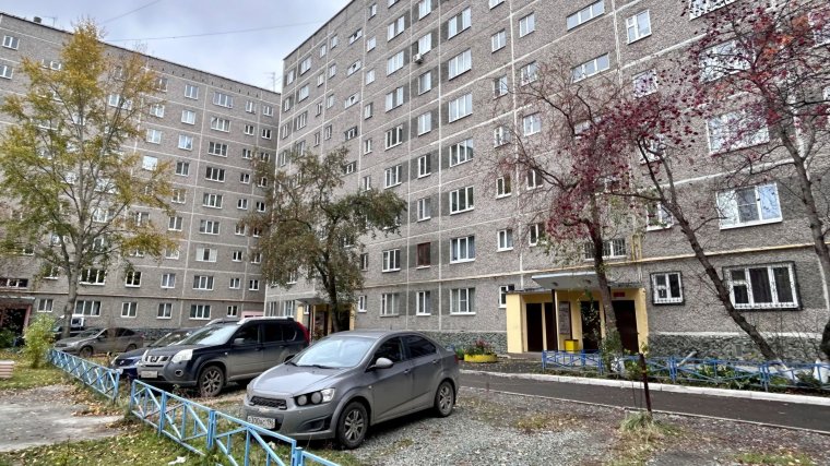 Jana Bakunina saw the apartment block where she lived with her parents (Photo: Jana Bakunina)