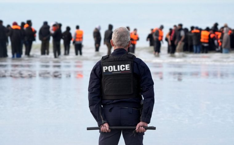 People thought to be migrants attempt to board a small boat in Gravelines, France. Picture date: Thursday November 6, 2025. PA Photo. Photo credit should read: Gareth Fuller/PA Wire