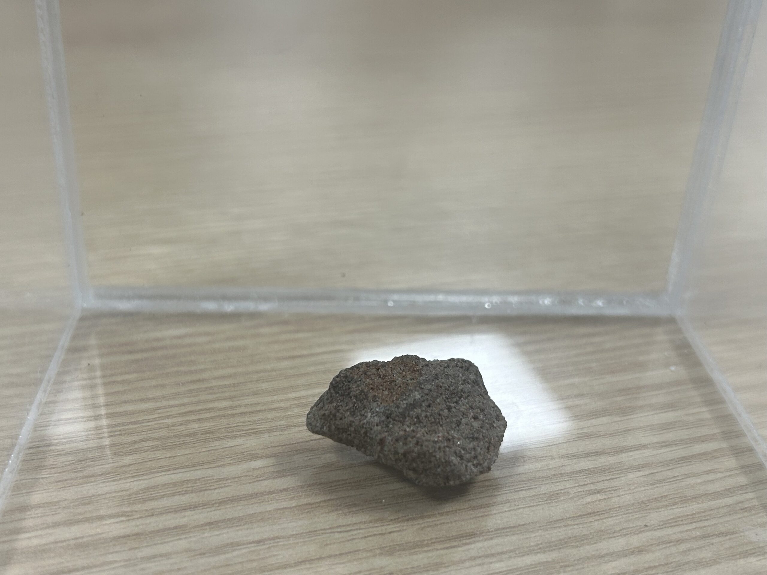 One fragment of the stone ended up being kept in the SNP offices
