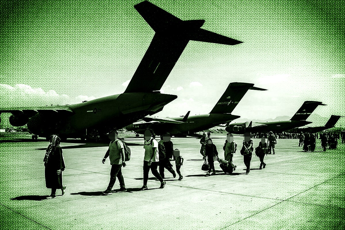 Former members of the Afghan special forces have been brought to the UK after a review of applications by the MoD