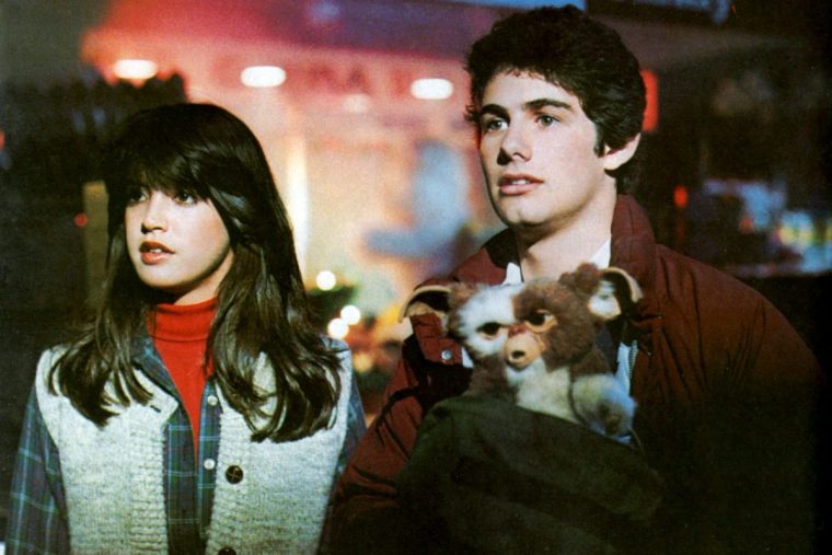 Phoebe Cates and Zach Galligan on the set of Gremlins (Photo: Warner Bros /Amblin E /Sunset Boulevard /Corbis / Getty)