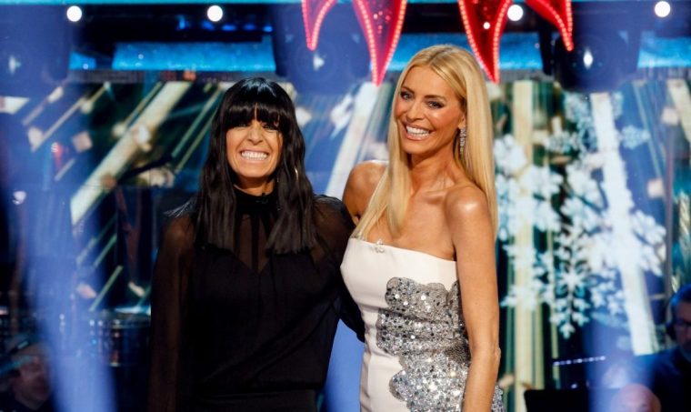 TX DATE:25-12-2025,TX WEEK:51,EMBARGOED UNTIL: 00:00:00,DESCRIPTION:,COPYRIGHT:BBC Public Service,CREDIT LINE:BBC Studios/Guy Levy Strictly Come Dancing Christmas Special 2025 TV still BBC