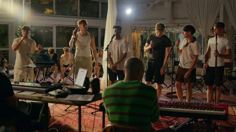 SIMON COWELL: THE NEXT ACT. (L to R) Danny, Hendrik, John, Jack G., Aron, and Joe in episode 03 of SIMON COWELL: THE NEXT ACT. Cr. Courtesy of Netflix ????2025