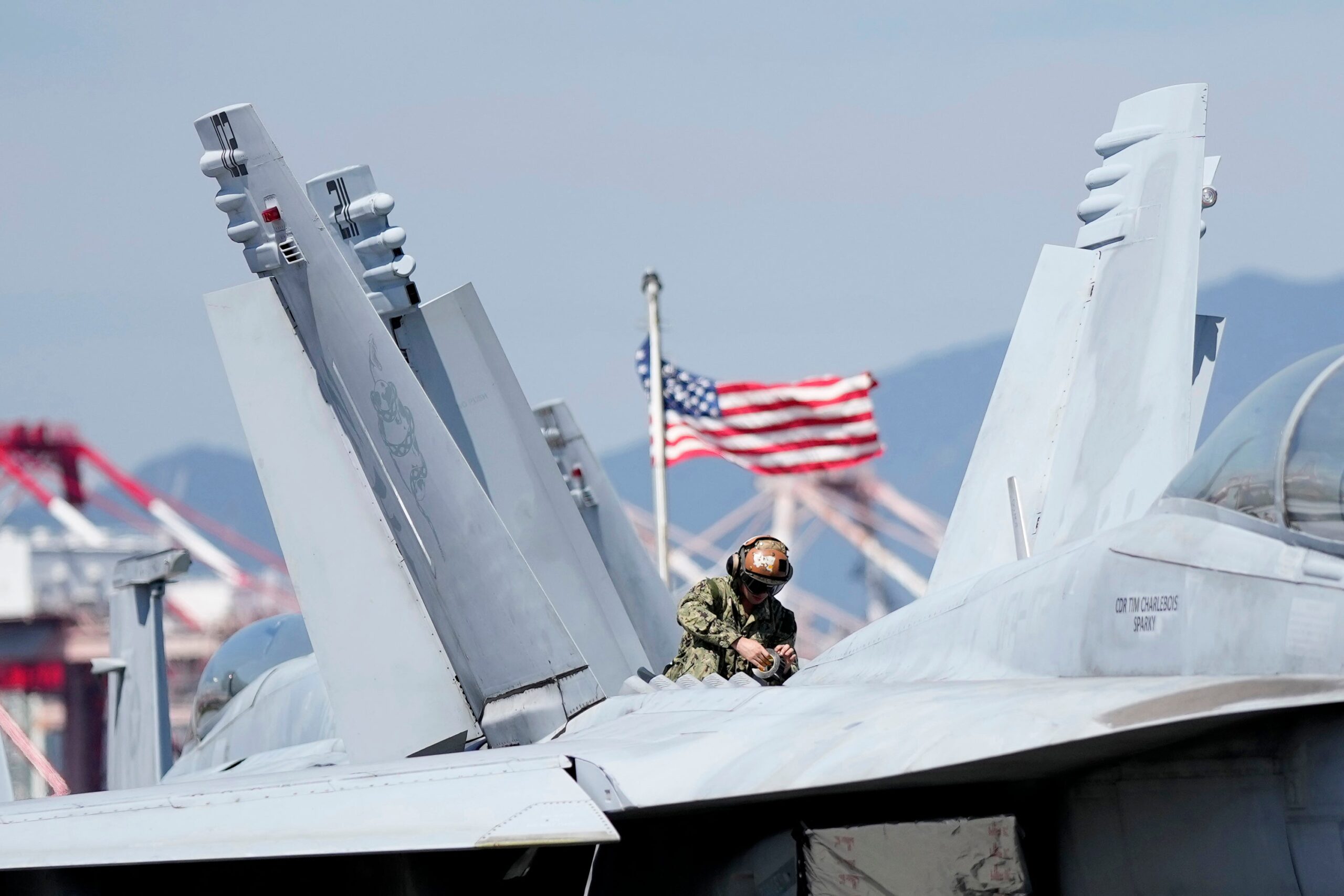 Public flight tracking websites observed a pair of U.S. Navy F/A-18 fighter jets traversing the Gulf.